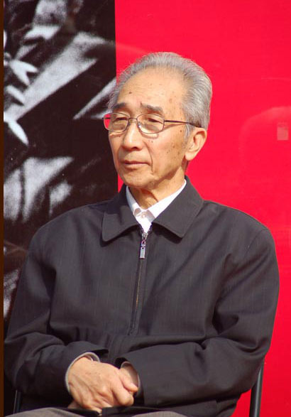 靳尚谊(图1) 靳尚谊(图1)